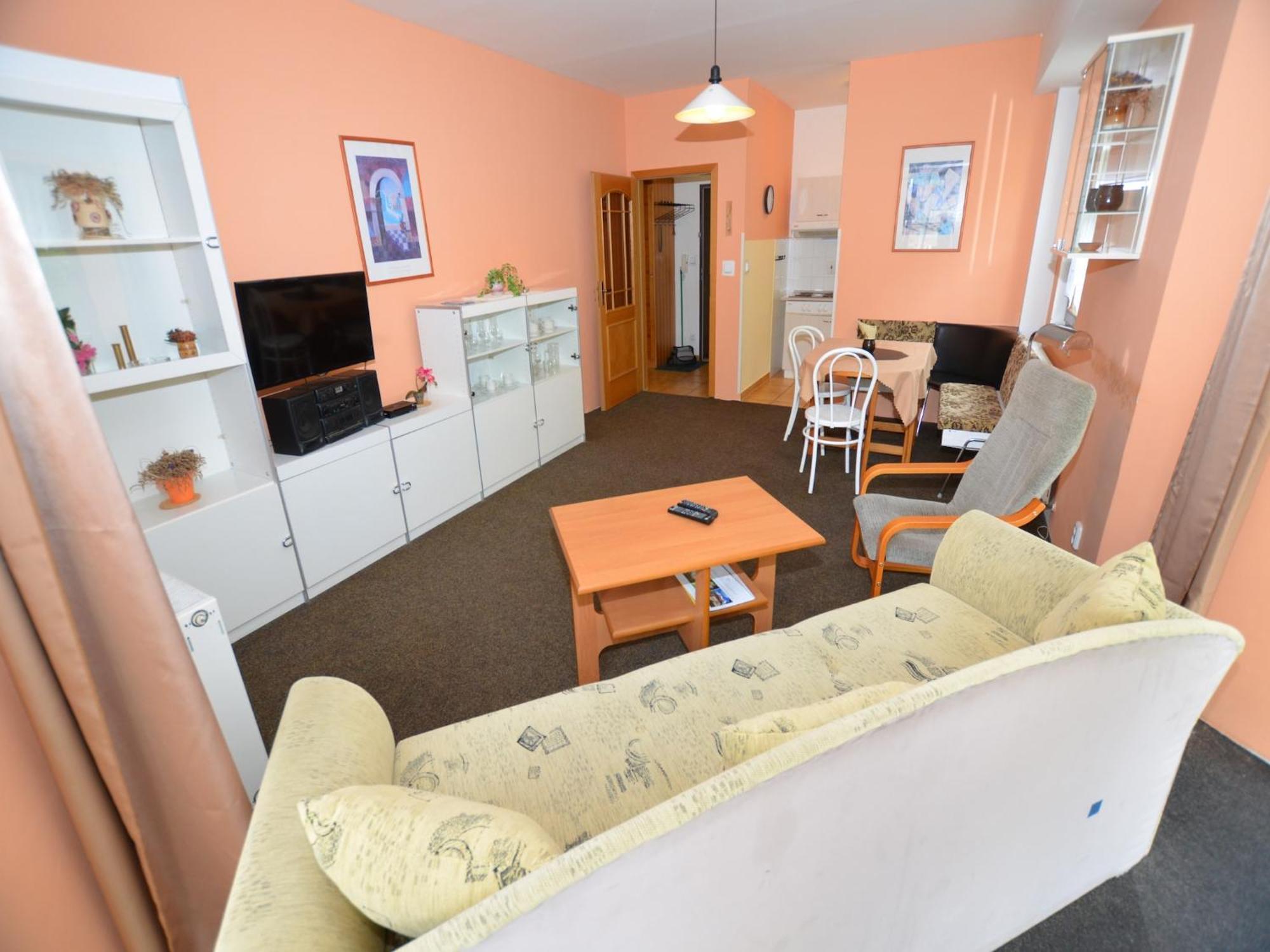Snug Apartment In Jachymov Near Ski Area Kültér fotó